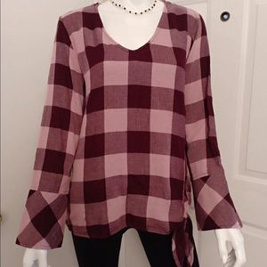 Long sleeve checkered blouse/tops
